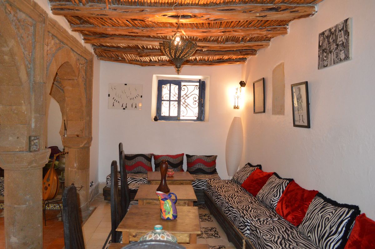 23-08-10-VRMH Beautiful Riad for sale in Essaouira of 440m² with a Terrace