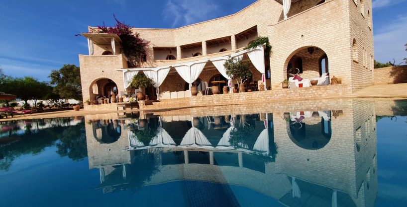 21-11-11-VM Exceptionnelle Villa d hôtes a vendre a Essaouira 750m² Magnifique jardin 10000m²
