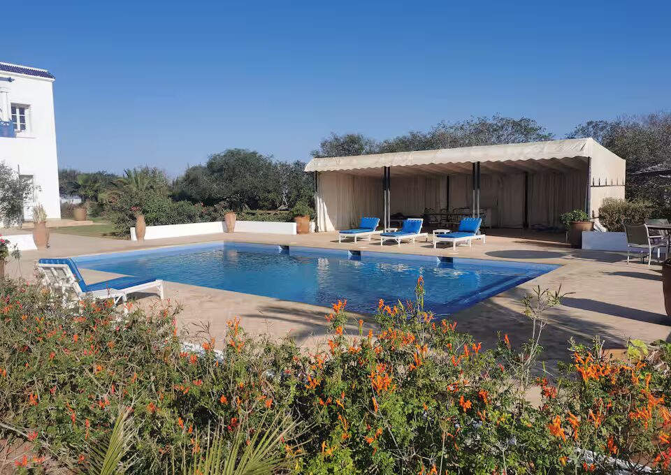 aa565c33-d7f6-4cde-9927-6cd10b975524