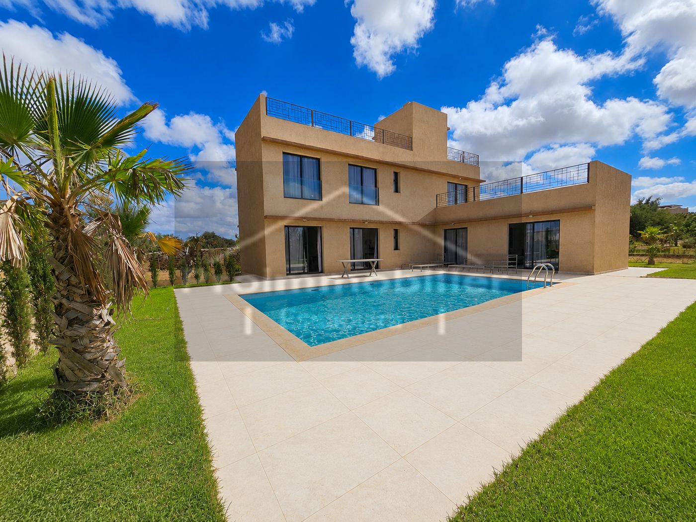 26-07-02-VM Belle maison de 190 m² avec piscine sur un terrain de 2 000 m² sans AVNA -Sidi Kaouki