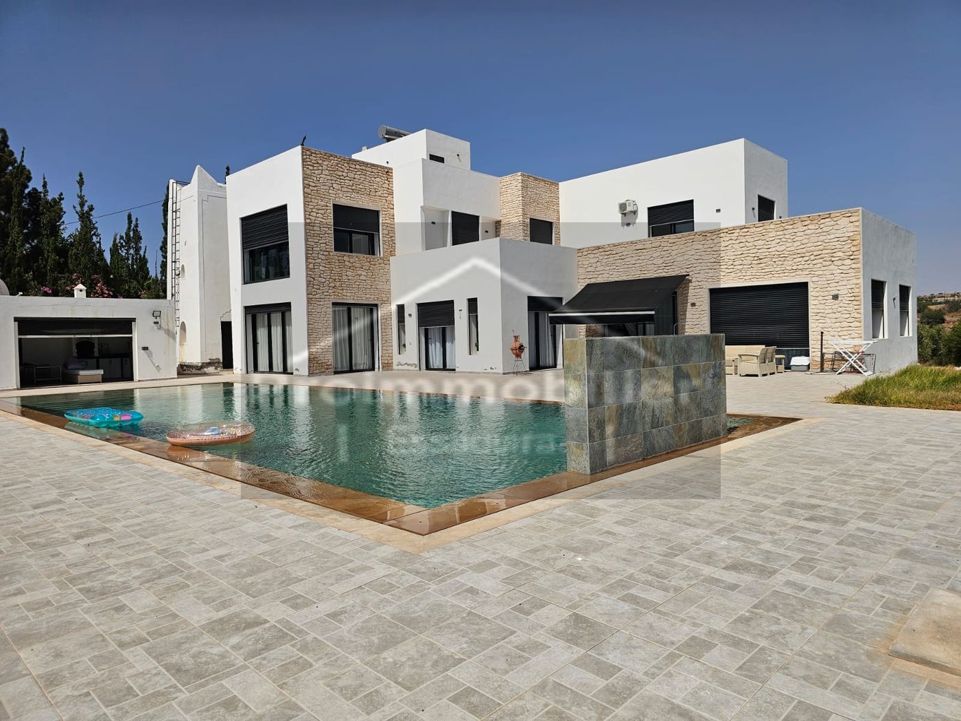 26-07-05-VM Maison de charme 450 m² sur terrain de 4 100 m² – Sans AVNA – El Hrarta