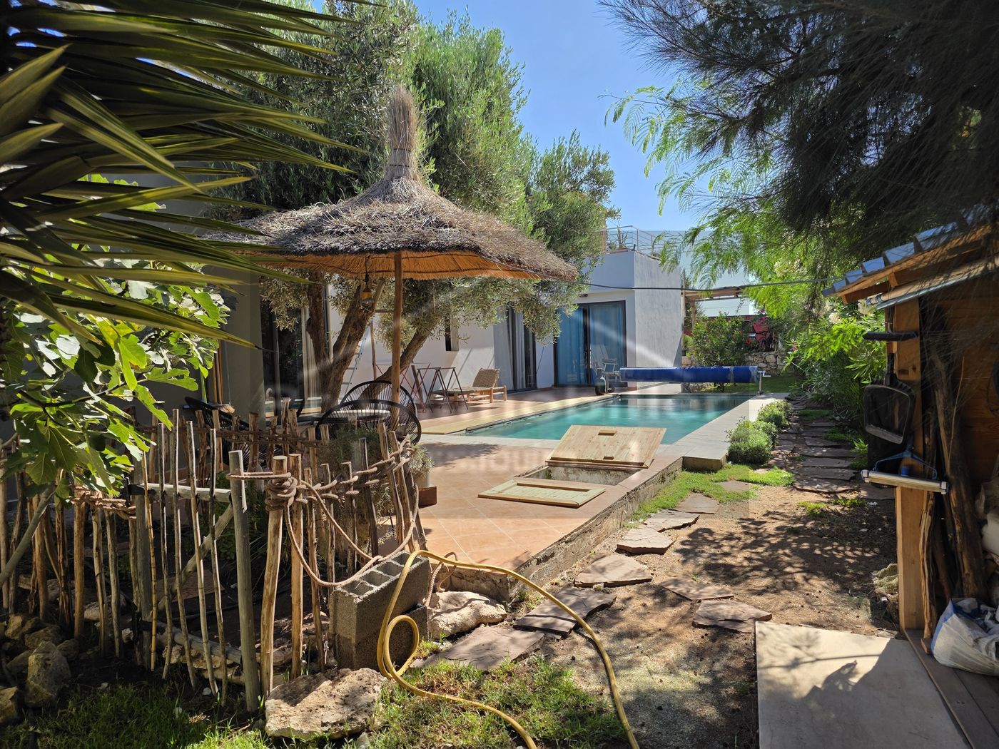 26-09-01-VV Charmante Villa avec piscine et Terrain de 680 m² – Douar Laarab