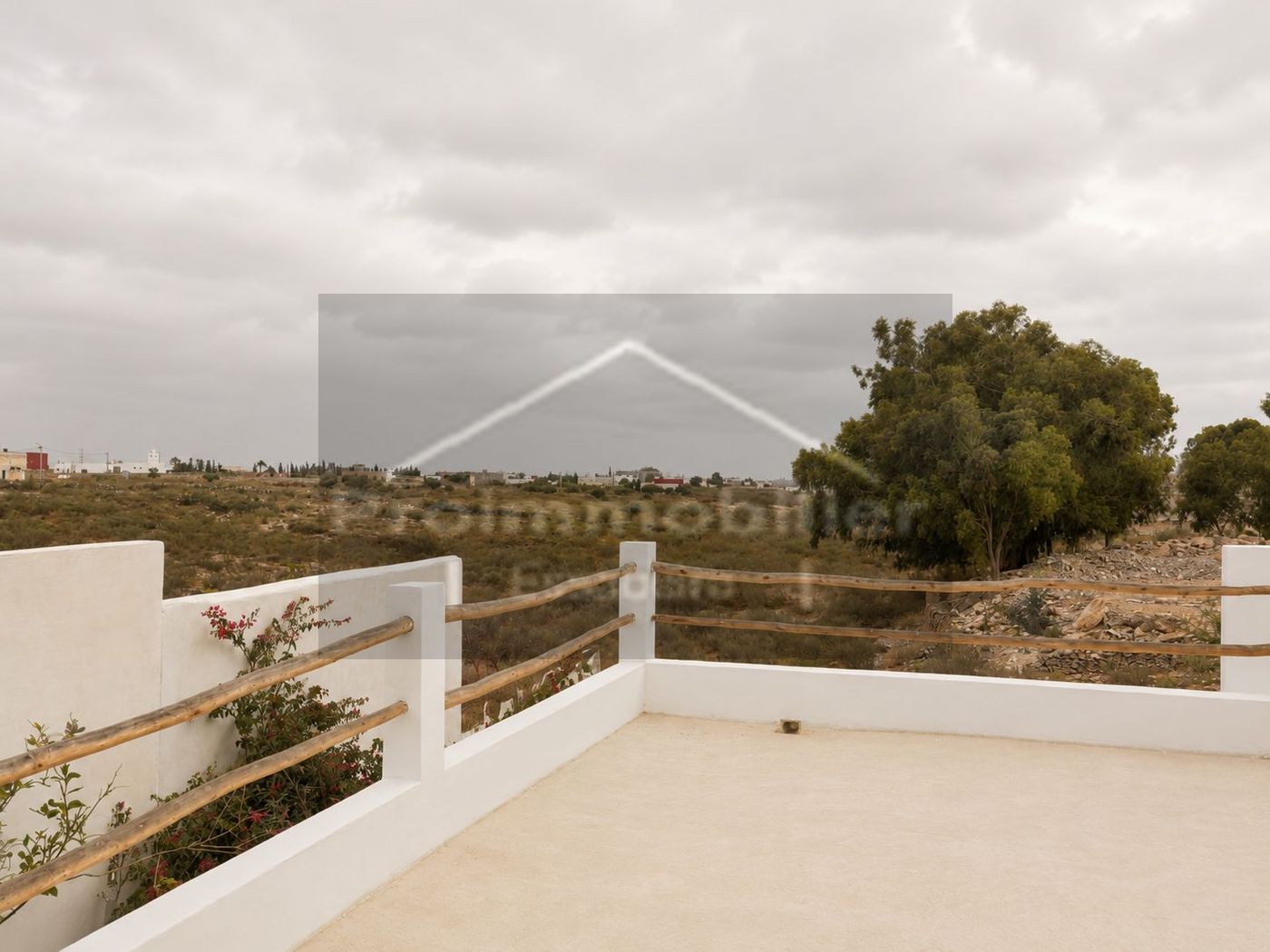 26-09-02-VV Maison beldi rénovée avec bassin – En Exclusivité Ghazoua